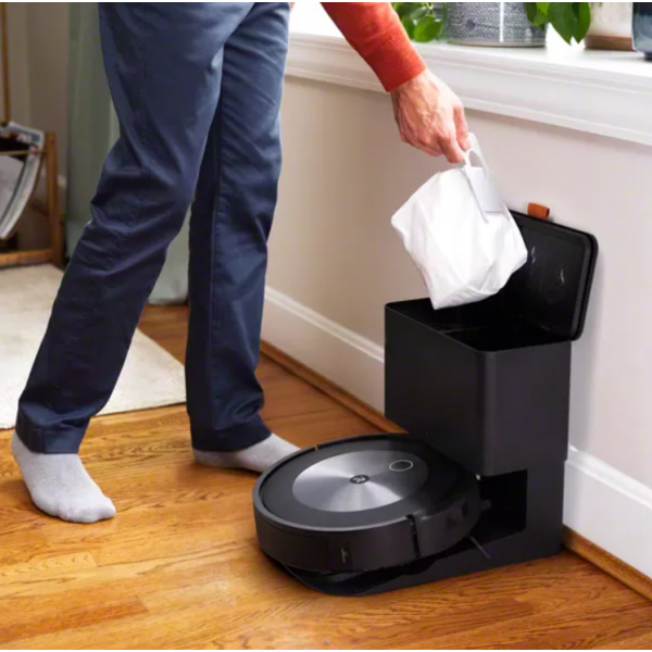 iRobot Roomba J7 Plus Aspirator robot